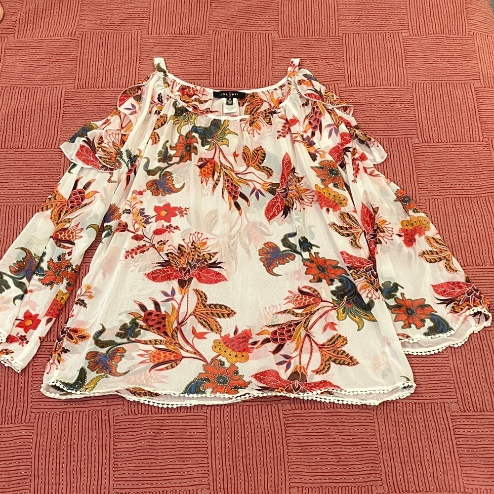 Elegant Floral Ruffle Blouse womenโs size 14 top